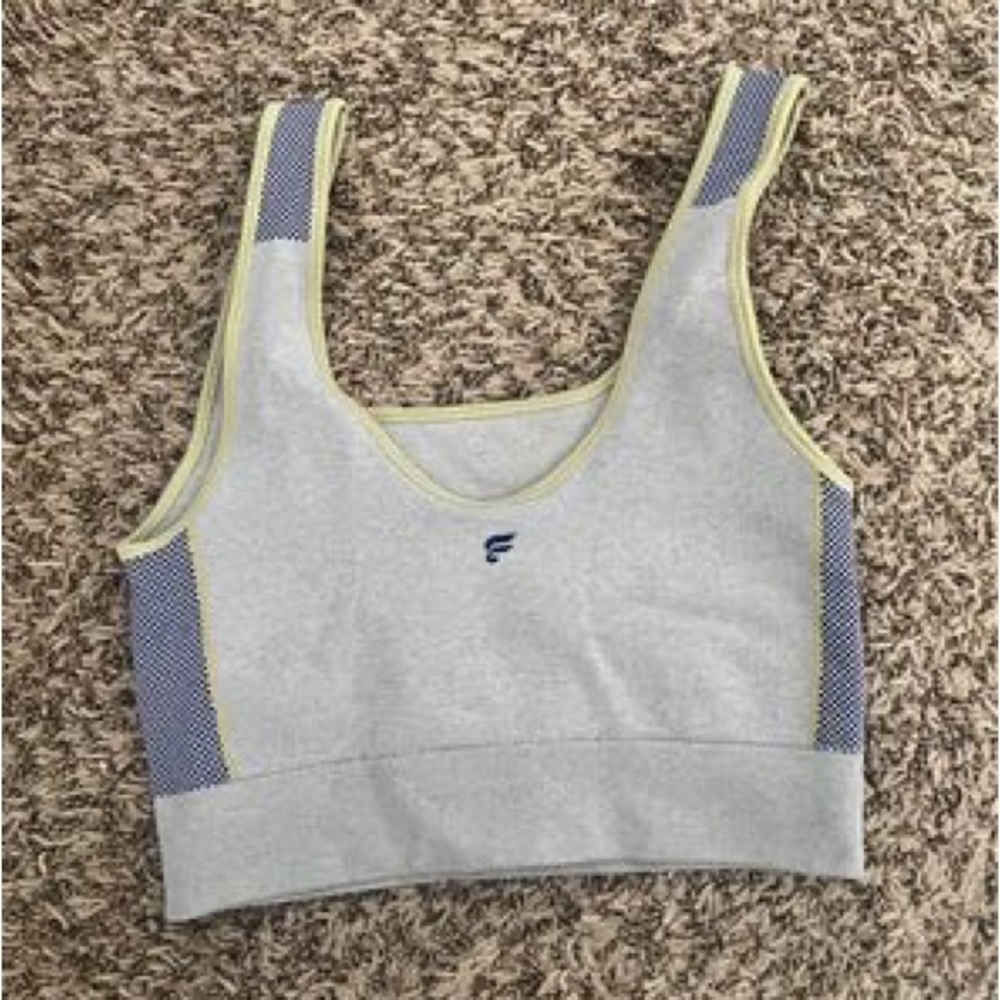 Fabletics Hart Collection Set - Picture 3 of 4